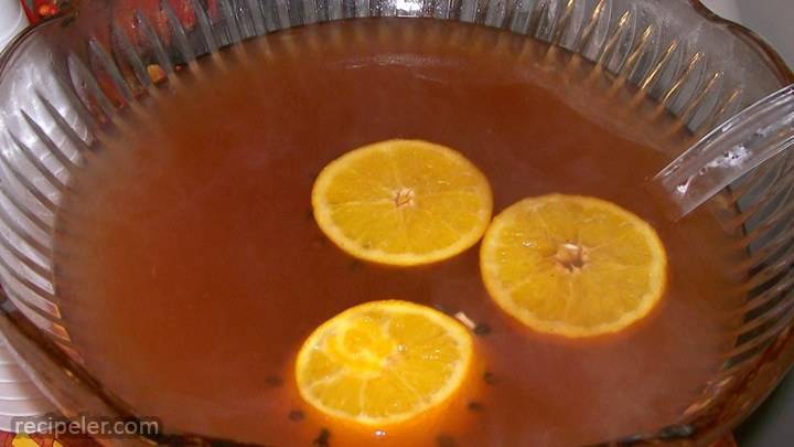 warm and spicy autumn punch