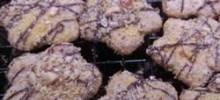 almond meringue cookies