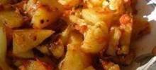 Aloo Gobi ki Subzi (Potatoes and Cauliflower)