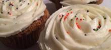 Carrot Cake Cupcakes with Cream Cheese cing