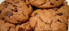 daddy cookies (gluten- and grain-free peanut butter and chocolate chip cookies)
