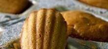 french butter cakes (madeleines)