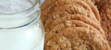 ginger-touched oatmeal peanut butter cookies