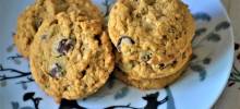 gluten-free chickpea-flour chocolate chunk cookies with peanut butter and oats