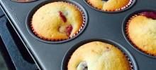 huckleberry muffins