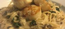 New Year Spinach Fettuccine with Scallops