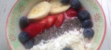 strawberry-banana smoothie bowl