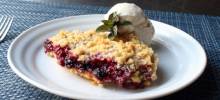 the ultimate berry crumble