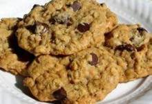 a to z everything-but-the-kitchen-sink chocolate chip cookies