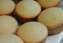 alcohol-free pina colada cupcakes