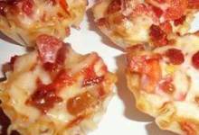 bacon and tomato cups