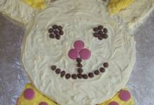 bunny cake with round cake pans