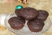 cappuccino muffins with chocolate and cranberries