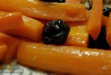 Carrots with Dried Cherries