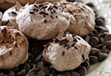 chocolate chip meringue cookies