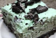 cookies and peppermint ce cream cake