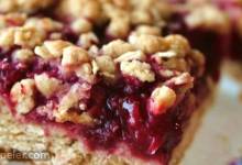 Delicious Raspberry Oatmeal Cookie Bars