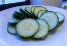 Easy Tangy Cucumber Salad