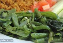 Fasoliyyeh Bi Z-Zayt (Syrian Green Beans with Olive Oil)