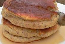 Fluffy Pancakes with Wheat Germ and Applesauce