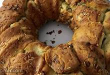 Garlic and Herb Pull Apart Bread