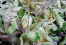 goi ga (vietnamese chicken and cabbage salad)