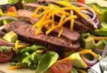 Grilled Pepper Steak Salad