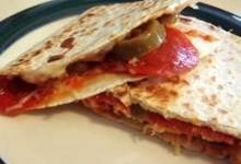 grilled pizza wraps