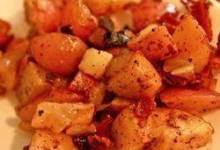 Homefried Potatoes with Garlic and Bacon