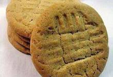 Moist and Chewy Peanut Butter Cookies