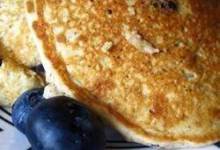 Mom's Oatmeal Blueberry Pancakes
