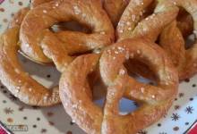 mom's pretzels