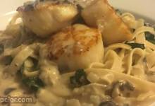 New Year Spinach Fettuccine with Scallops