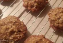 Old Fashioned Oatmeal Cookies