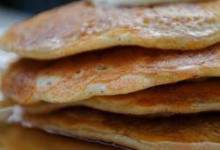 Overnight Raisin Oatmeal Pancakes