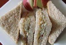 peanut butter and apple sandwich