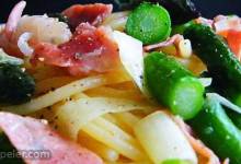 Prosciutto and Asparagus Pasta