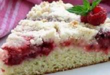 raspberry and strawberry buckle