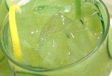 refreshing cucumber lemonade