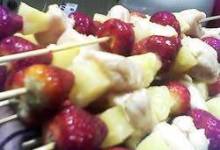 Simmering Chicken Strawberry Kabobs