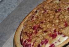 Sour Cream Raspberry Pie