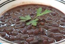 Spicy Slow Cooker Black Bean Soup
