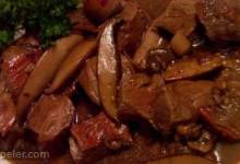 Steak Tips with Mushroom Sauce