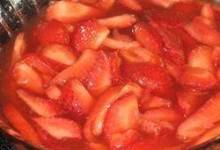 strawberries in spiced syrup