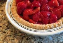 strawberry glazed pie
