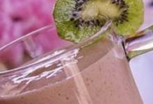 strawberry kiwi milkshakes