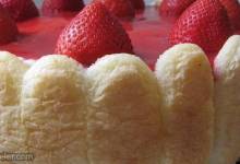 strawberry torte