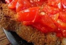 tomato-garlic bread